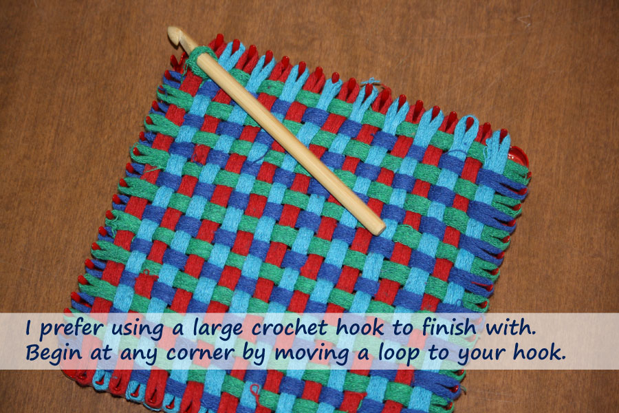 How to Make Potholders on the Loom 